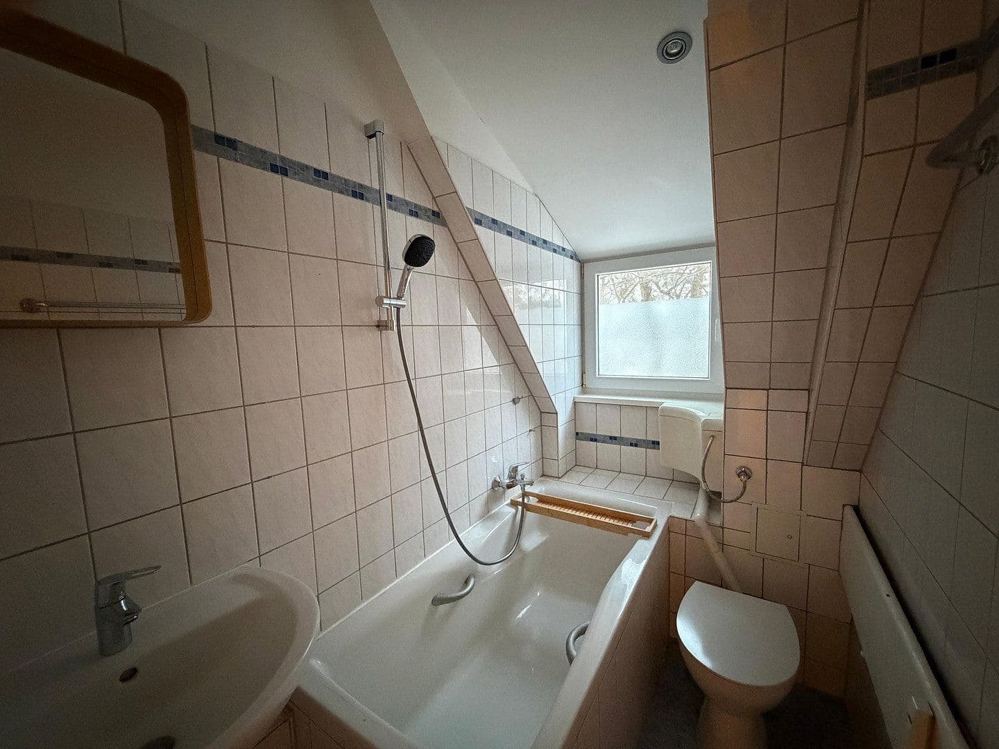 Predaj bytu 2-izbový 46 m², Tharauer Allee 11, Berlin, Berlín Predaj bytu 2-izbový 46 m², Tharauer Allee 11, Berlin, Berlín