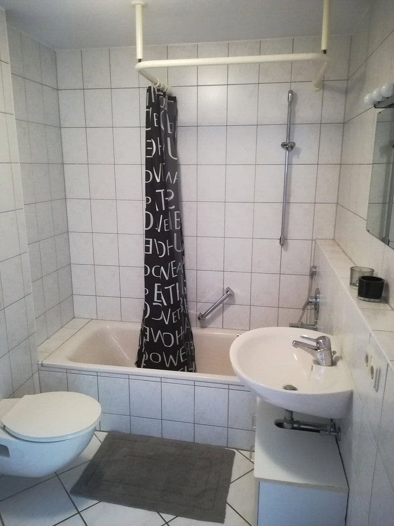 Prenájom bytu 1-izbový 41 m², Grabenstr. 30, Weissach, Bádensko-Wurttembersko Prenájom bytu 1-izbový 41 m², Grabenstr. 30, Weissach, Bádensko-Wurttembersko