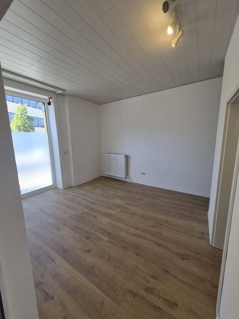 Prenájom bytu 2-izbový 73 m², Darrplatz 13, Apolda, Durínsko Prenájom bytu 2-izbový 73 m², Darrplatz 13, Apolda, Durínsko