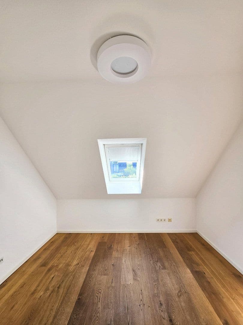 Predaj domu 179 m², pozemok 450 m², Am Schleitershof 65, Krefeld, Severné Porýnie - Westfálsko Predaj domu 179 m², pozemok 450 m², Am Schleitershof 65, Krefeld, Severné Porýnie - Westfálsko