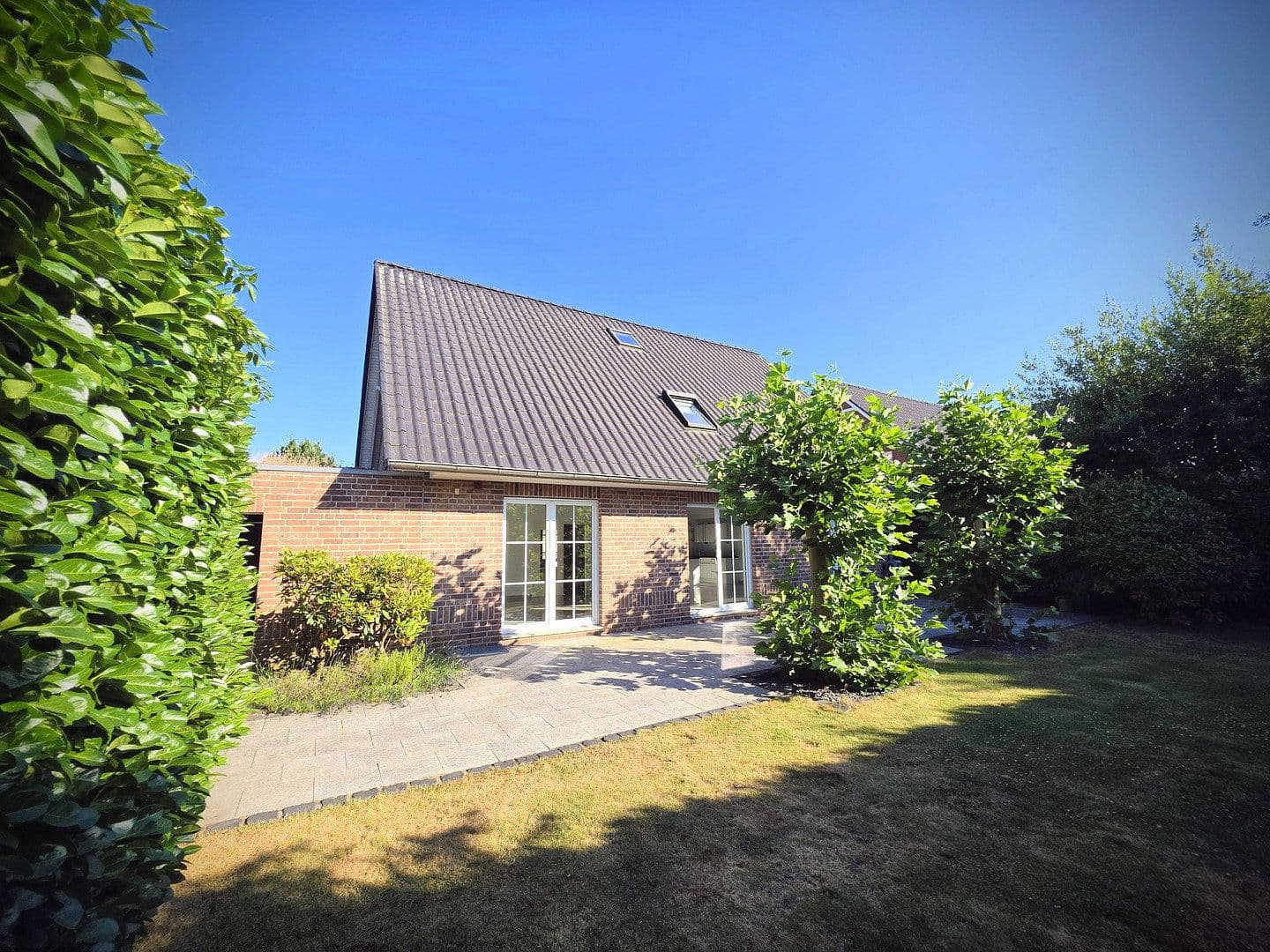 Predaj domu 179 m², pozemok 450 m², Am Schleitershof 65, Krefeld, Severné Porýnie - Westfálsko Predaj domu 179 m², pozemok 450 m², Am Schleitershof 65, Krefeld, Severné Porýnie - Westfálsko