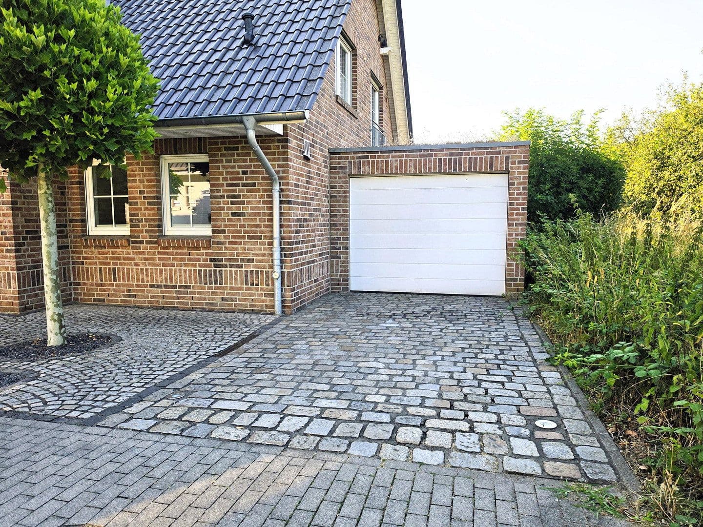 Predaj domu 179 m², pozemok 450 m², Am Schleitershof 65, Krefeld, Severné Porýnie - Westfálsko Predaj domu 179 m², pozemok 450 m², Am Schleitershof 65, Krefeld, Severné Porýnie - Westfálsko