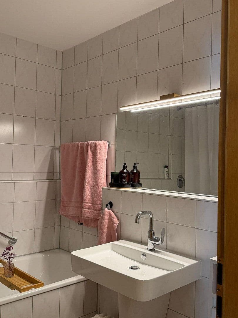 Predaj bytu 2-izbový 54 m², Hohen Neuendorf, Brandenbursko Predaj bytu 2-izbový 54 m², Hohen Neuendorf, Brandenbursko