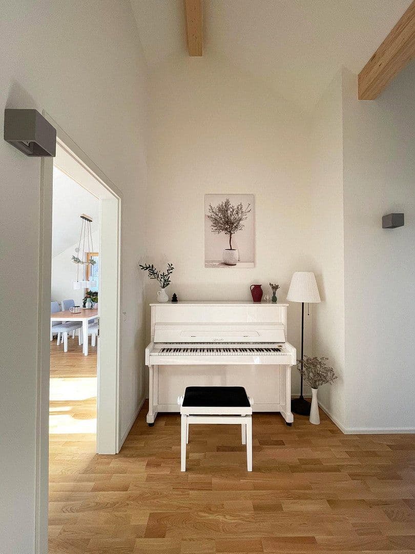 Prenájom bytu 3-izbový 77 m², Affalterbach, Bádensko-Wurttembersko Prenájom bytu 3-izbový 77 m², Affalterbach, Bádensko-Wurttembersko