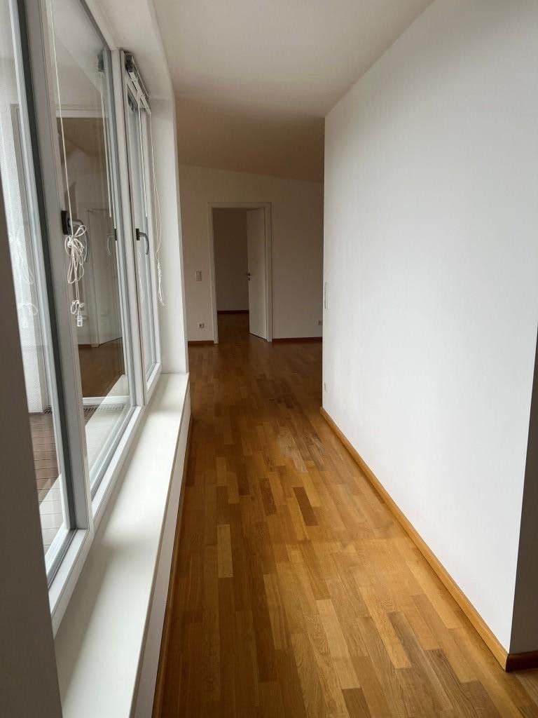 Prenájom bytu 3-izbový 104 m², Finsterwalder Str. 25, Rosenheim, Bavorsko Prenájom bytu 3-izbový 104 m², Finsterwalder Str. 25, Rosenheim, Bavorsko