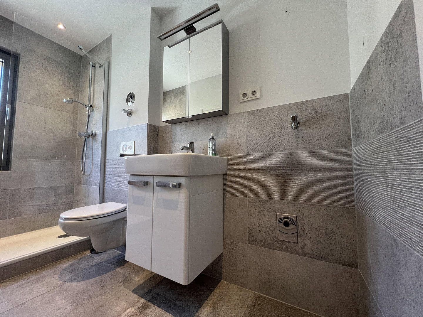 Prenájom bytu 2-izbový 51 m², Wetter (Ruhr), Severné Porýnie - Westfálsko Prenájom bytu 2-izbový 51 m², Wetter (Ruhr), Severné Porýnie - Westfálsko