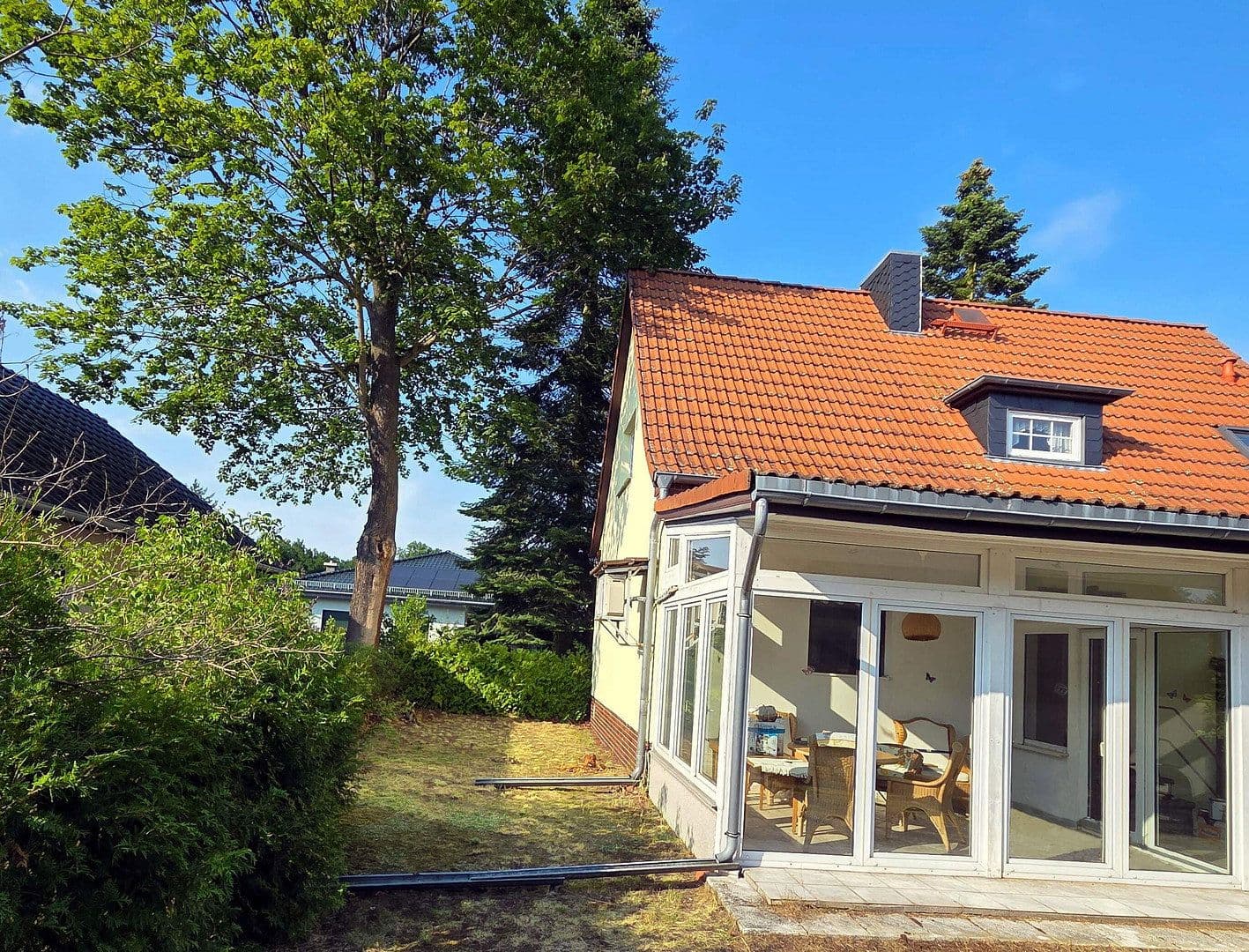 Predaj domu 195 m², pozemok 800 m², Röntgenstrasse 76, Grünheide (Mark), Brandenbursko Predaj domu 195 m², pozemok 800 m², Röntgenstrasse 76, Grünheide (Mark), Brandenbursko