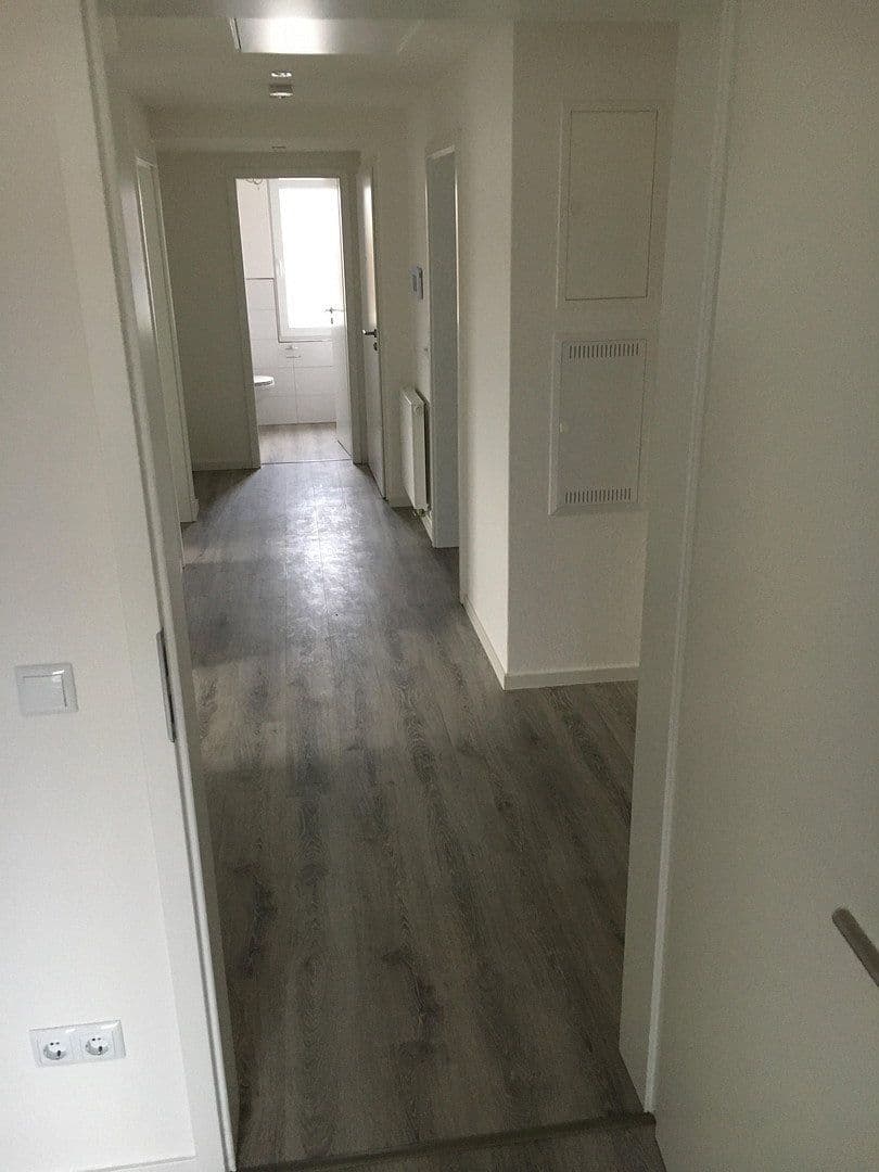 Prenájom bytu 3-izbový 90 m², Marburger Str. 88, Marburg, Hesensko Prenájom bytu 3-izbový 90 m², Marburger Str. 88, Marburg, Hesensko