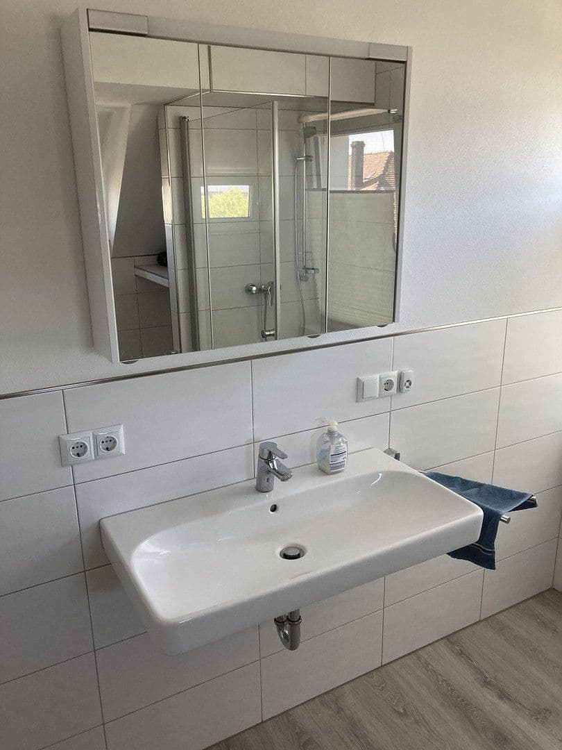 Prenájom bytu 3-izbový 90 m², Marburger Str. 88, Marburg, Hesensko Prenájom bytu 3-izbový 90 m², Marburger Str. 88, Marburg, Hesensko