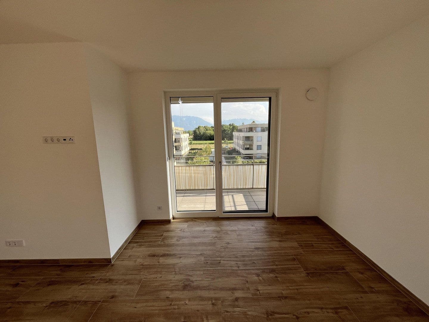 Predaj bytu 3-izbový 92 m², Münchener Str. 25b, Freilassing, Bavorsko Predaj bytu 3-izbový 92 m², Münchener Str. 25b, Freilassing, Bavorsko
