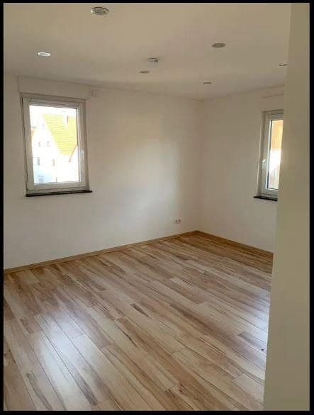 Prenájom bytu 2-izbový 55 m², Weißenhofstrasse 18, Erlenbach, Bádensko-Wurttembersko Prenájom bytu 2-izbový 55 m², Weißenhofstrasse 18, Erlenbach, Bádensko-Wurttembersko