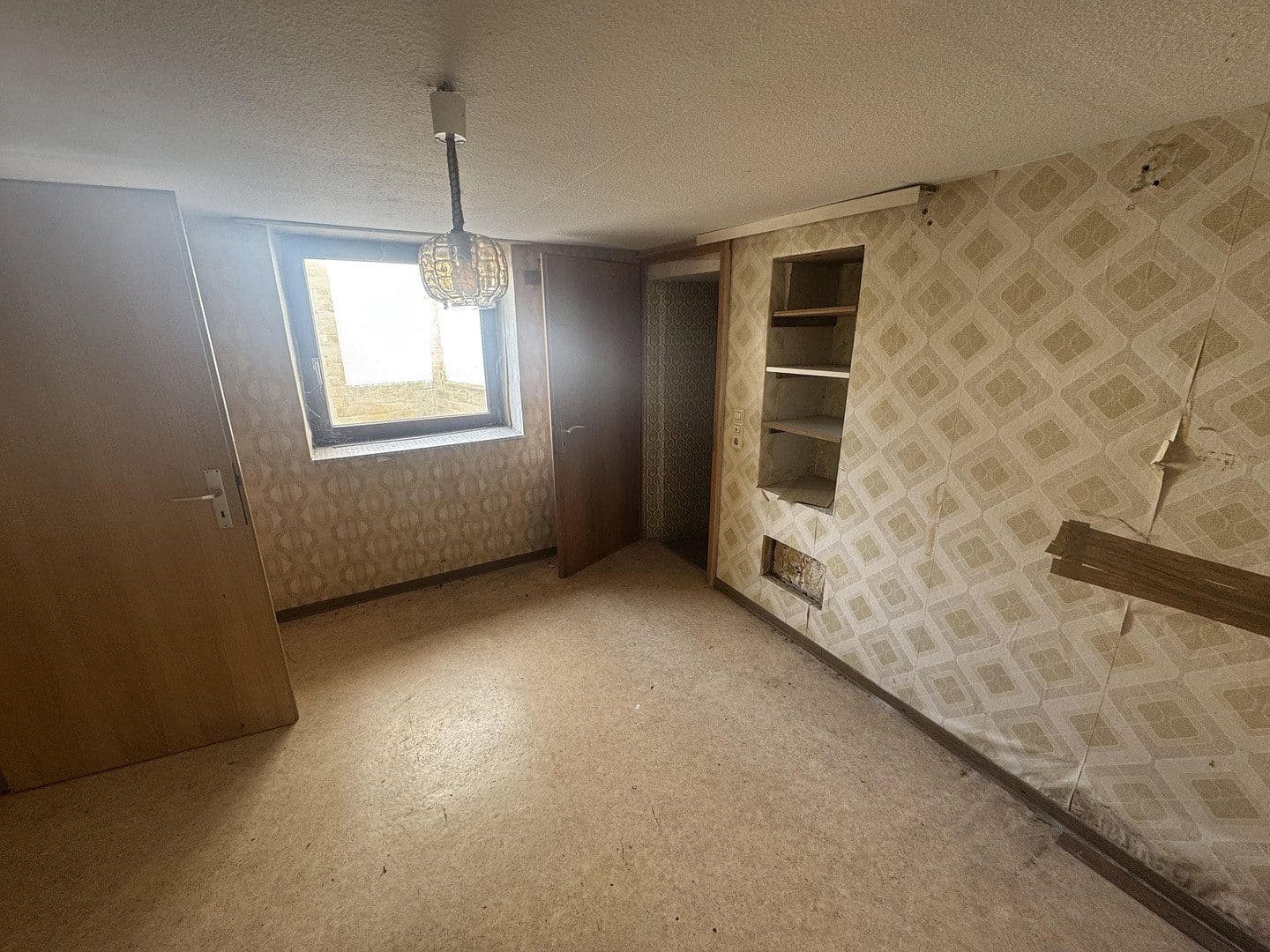 Predaj domu 180 m², pozemok 440 m², Kirchgasse 2, Lauterecken, Porýnie-Falcko Predaj domu 180 m², pozemok 440 m², Kirchgasse 2, Lauterecken, Porýnie-Falcko