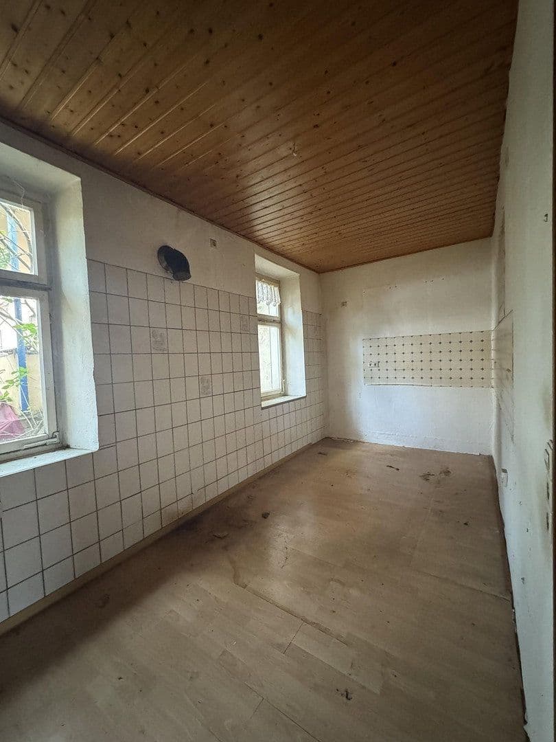 Predaj domu 180 m², pozemok 440 m², Kirchgasse 2, Lauterecken, Porýnie-Falcko Predaj domu 180 m², pozemok 440 m², Kirchgasse 2, Lauterecken, Porýnie-Falcko