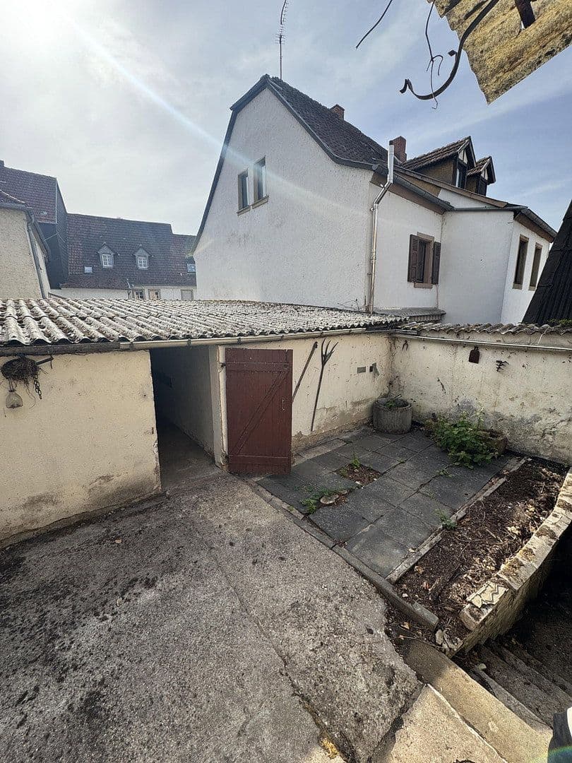 Predaj domu 180 m², pozemok 440 m², Kirchgasse 2, Lauterecken, Porýnie-Falcko Predaj domu 180 m², pozemok 440 m², Kirchgasse 2, Lauterecken, Porýnie-Falcko