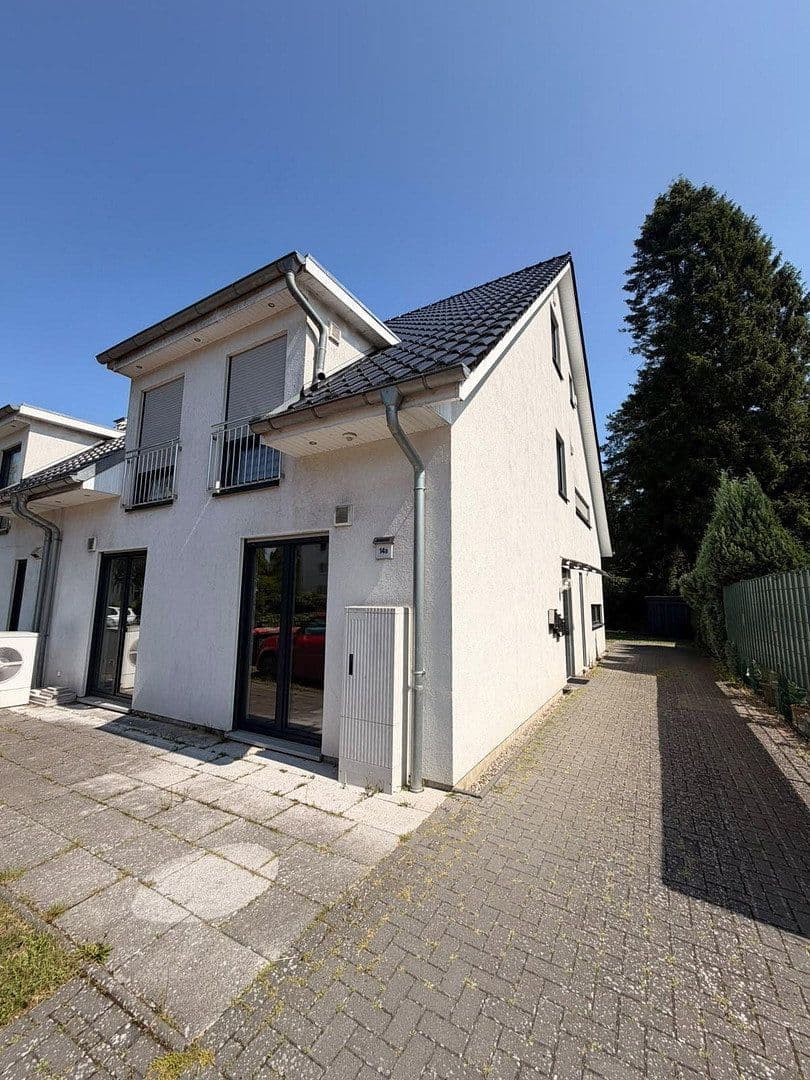 Prenájom bytu 4-izbový 80 m², Steinacker 14a, Hamburg, Hamburg Prenájom bytu 4-izbový 80 m², Steinacker 14a, Hamburg, Hamburg