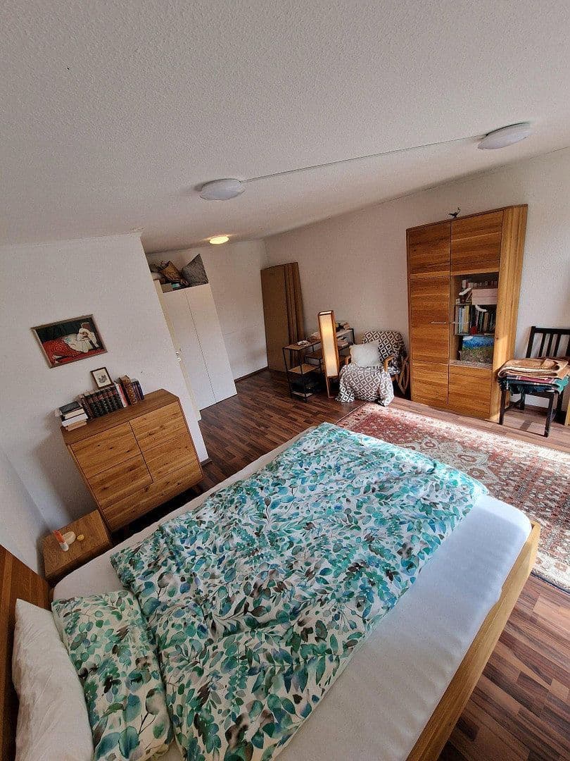 Prenájom bytu 3-izbový 98 m², Hauptstrasse 90, Winnenden, Bádensko-Wurttembersko Prenájom bytu 3-izbový 98 m², Hauptstrasse 90, Winnenden, Bádensko-Wurttembersko
