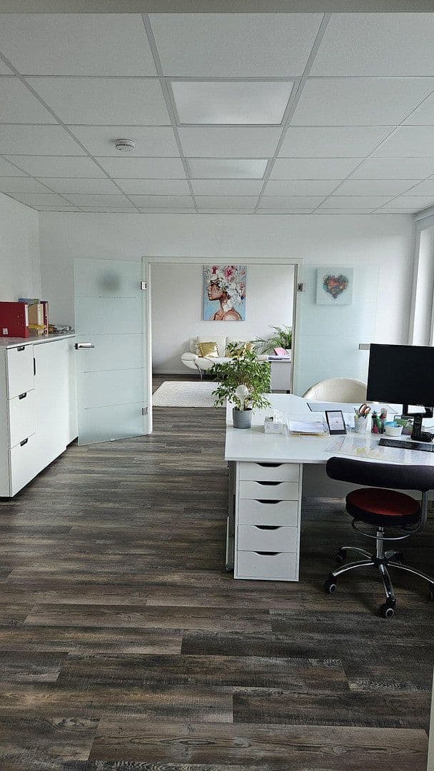 Prenájom kancelárie 188 m², Heiligenhaus, Severné Porýnie - Westfálsko Prenájom kancelárie 188 m², Heiligenhaus, Severné Porýnie - Westfálsko
