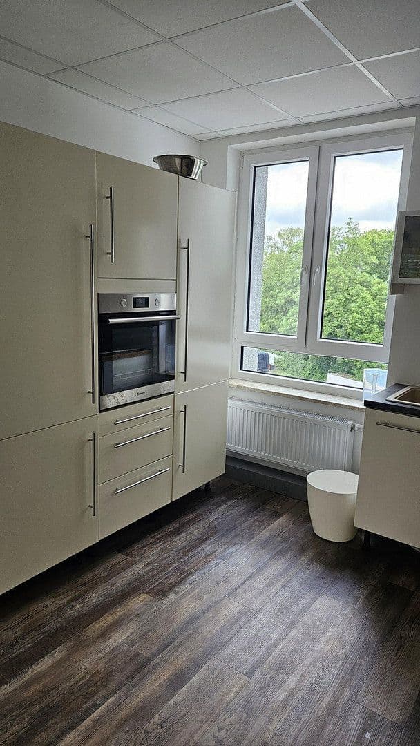 Prenájom kancelárie 188 m², Heiligenhaus, Severné Porýnie - Westfálsko Prenájom kancelárie 188 m², Heiligenhaus, Severné Porýnie - Westfálsko