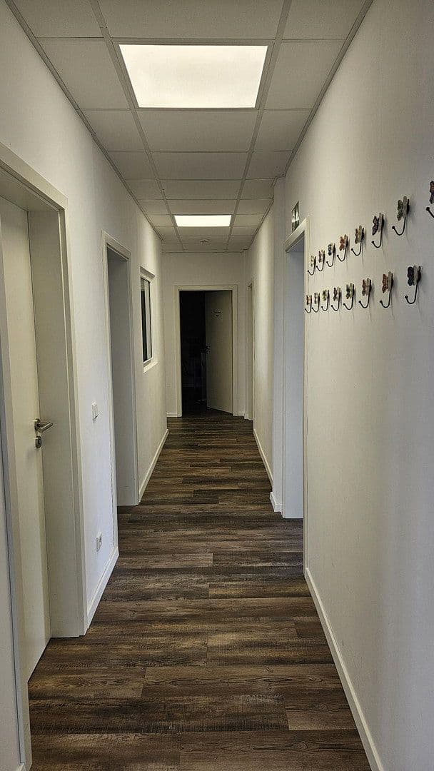 Prenájom kancelárie 188 m², Heiligenhaus, Severné Porýnie - Westfálsko Prenájom kancelárie 188 m², Heiligenhaus, Severné Porýnie - Westfálsko