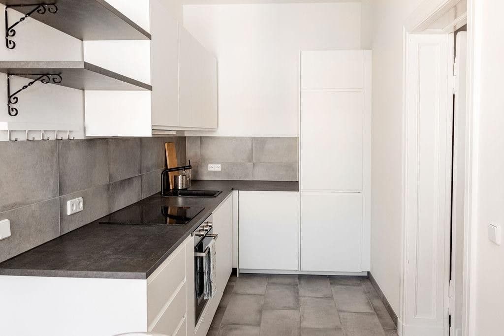 Prenájom bytu 1-izbový 55 m², Schlegelstrasse 11, Berlin, Berlín Prenájom bytu 1-izbový 55 m², Schlegelstrasse 11, Berlin, Berlín