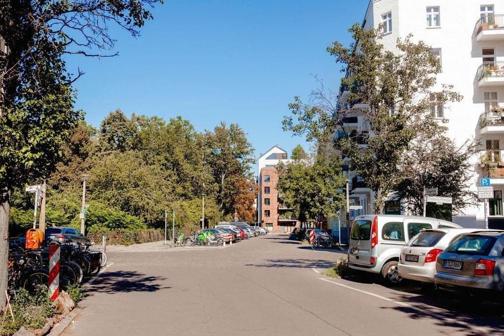 Prenájom bytu 1-izbový 55 m², Schlegelstrasse 11, Berlin, Berlín Prenájom bytu 1-izbový 55 m², Schlegelstrasse 11, Berlin, Berlín