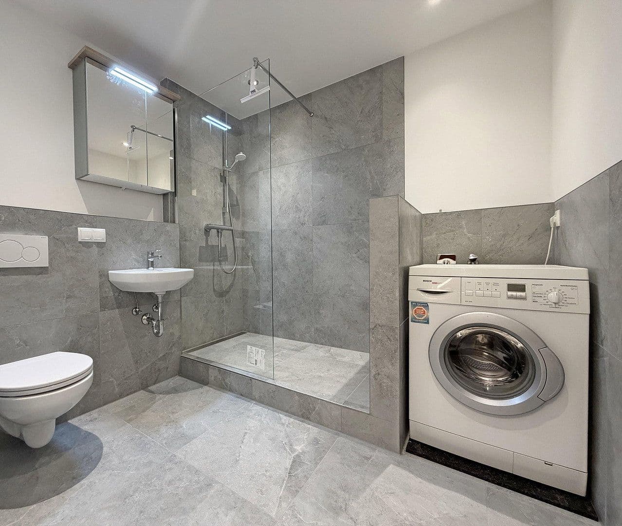 Predaj bytu 2-izbový 44 m², Mannheim, Bádensko-Wurttembersko Predaj bytu 2-izbový 44 m², Mannheim, Bádensko-Wurttembersko