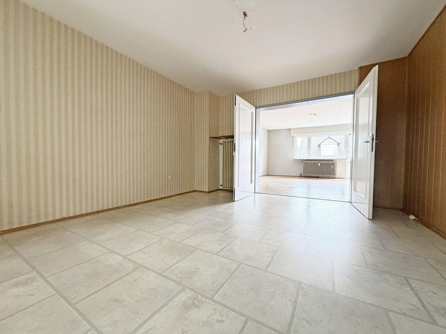 Predaj bytu 3-izbový 88 m², Ludwigshafen, Porýnie-Falcko Predaj bytu 3-izbový 88 m², Ludwigshafen, Porýnie-Falcko
