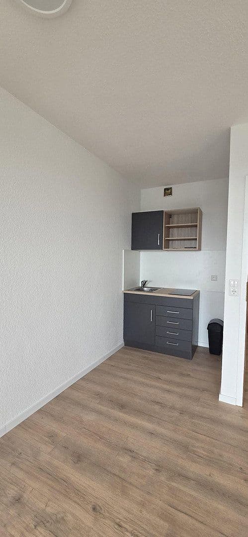 Prenájom bytu 1-izbový 37 m², Neusalzer Straße 77, Offenbach am Main, Hesensko Prenájom bytu 1-izbový 37 m², Neusalzer Straße 77, Offenbach am Main, Hesensko