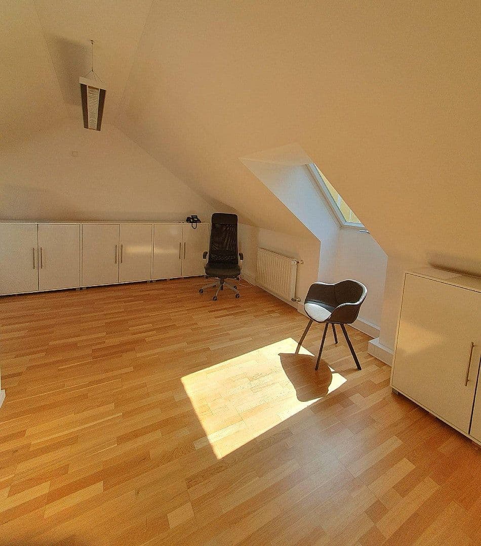 Prenájom kancelárie 60 m², München, Bavorsko Prenájom kancelárie 60 m², München, Bavorsko