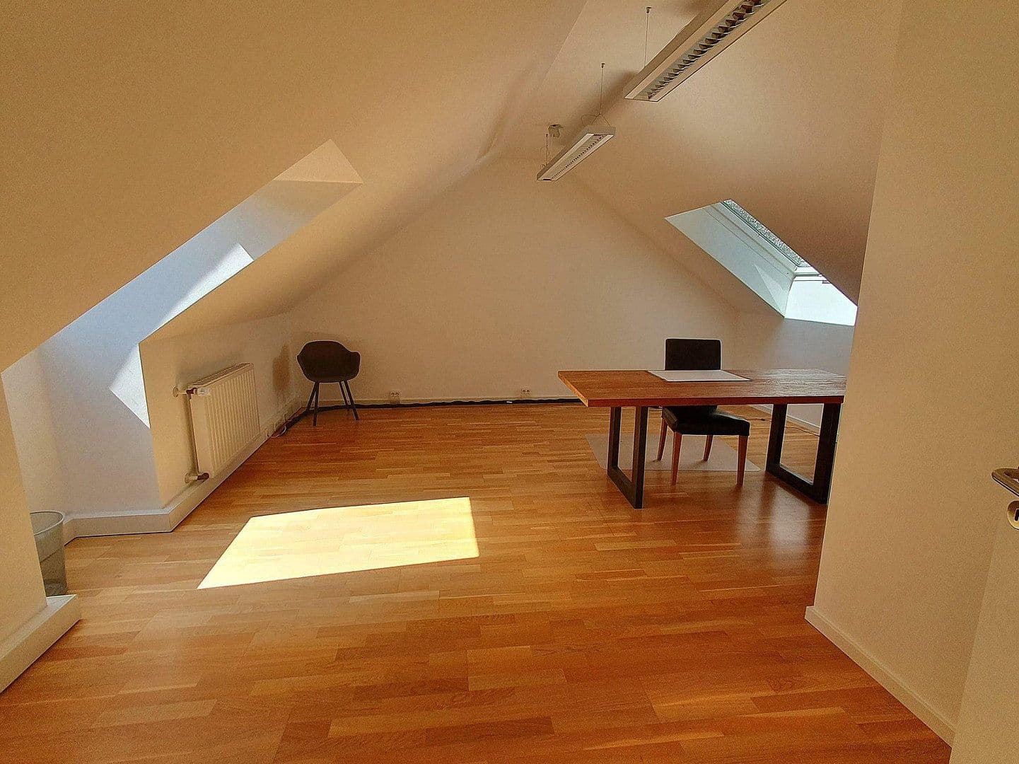 Prenájom kancelárie 60 m², München, Bavorsko Prenájom kancelárie 60 m², München, Bavorsko