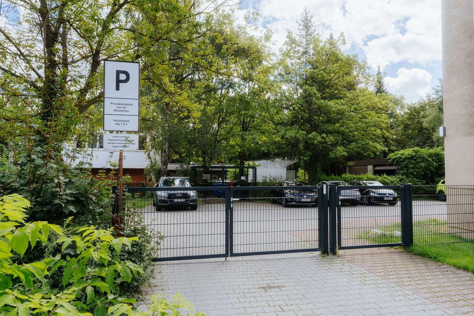 Predaj bytu 2-izbový 78 m², Fritz-Werner-Straße 3, Berlin, Berlín Predaj bytu 2-izbový 78 m², Fritz-Werner-Straße 3, Berlin, Berlín