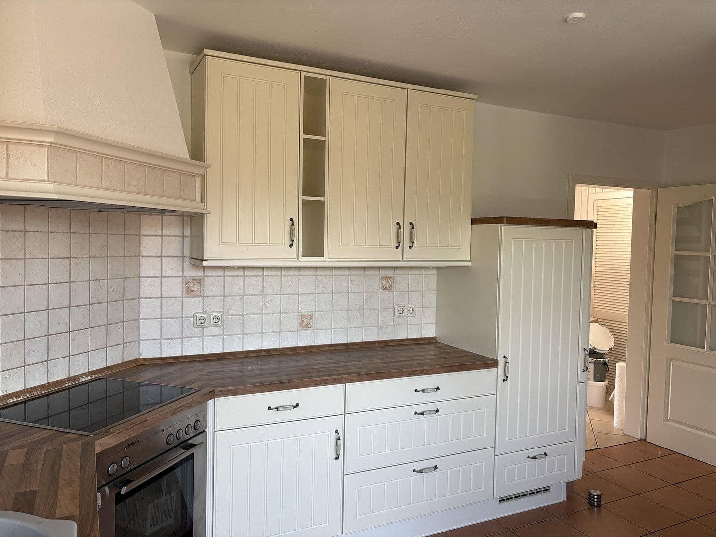 Prenájom bytu 3-izbový 126 m², Beckdorf, Dolné Sasko Prenájom bytu 3-izbový 126 m², Beckdorf, Dolné Sasko