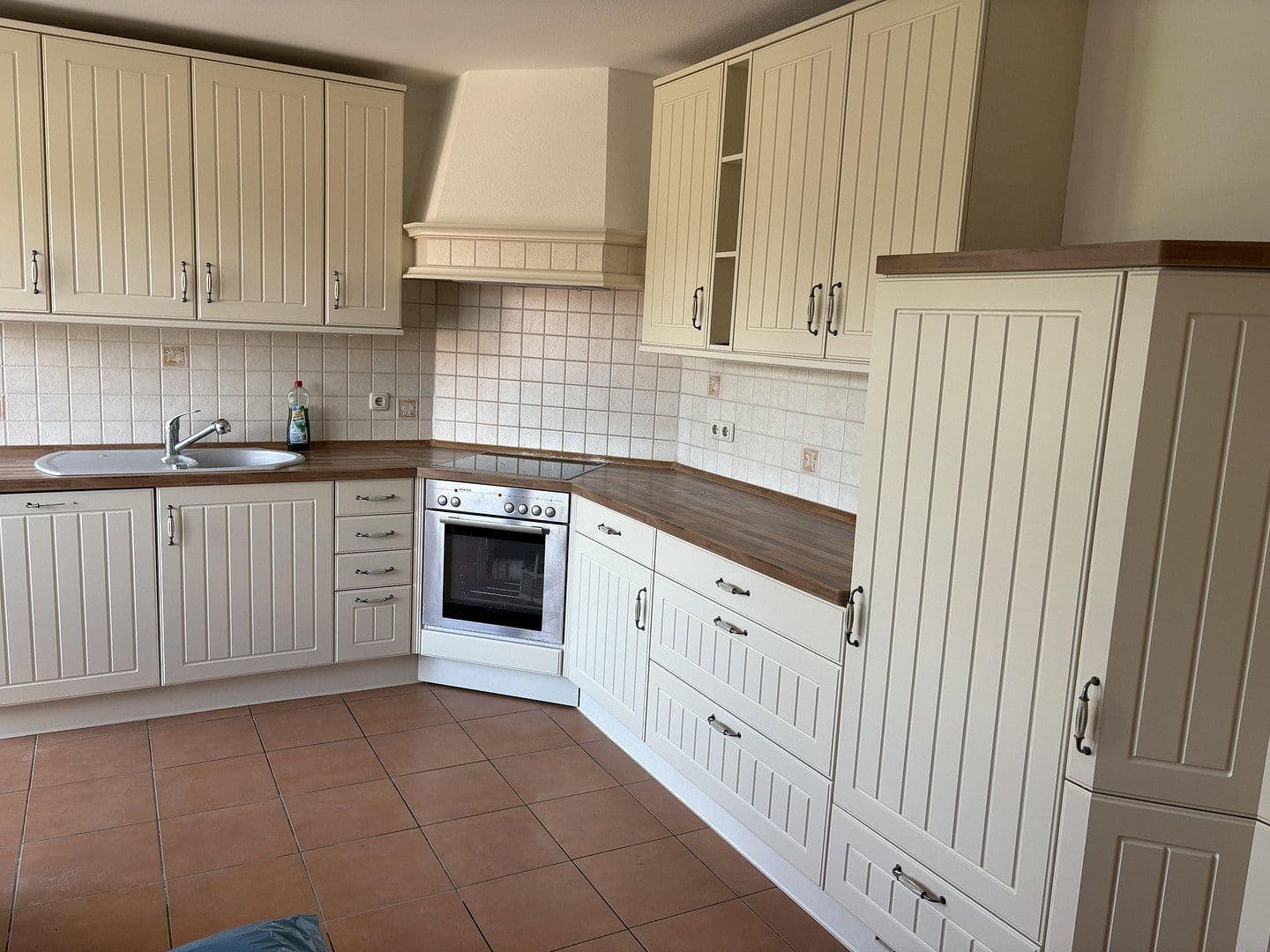 Prenájom bytu 3-izbový 126 m², Beckdorf, Dolné Sasko Prenájom bytu 3-izbový 126 m², Beckdorf, Dolné Sasko