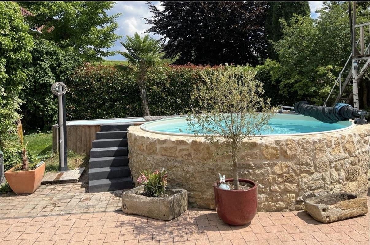 Predaj domu 326 m², pozemok 600 m², Stadecken-Elsheim, Porýnie-Falcko Predaj domu 326 m², pozemok 600 m², Stadecken-Elsheim, Porýnie-Falcko