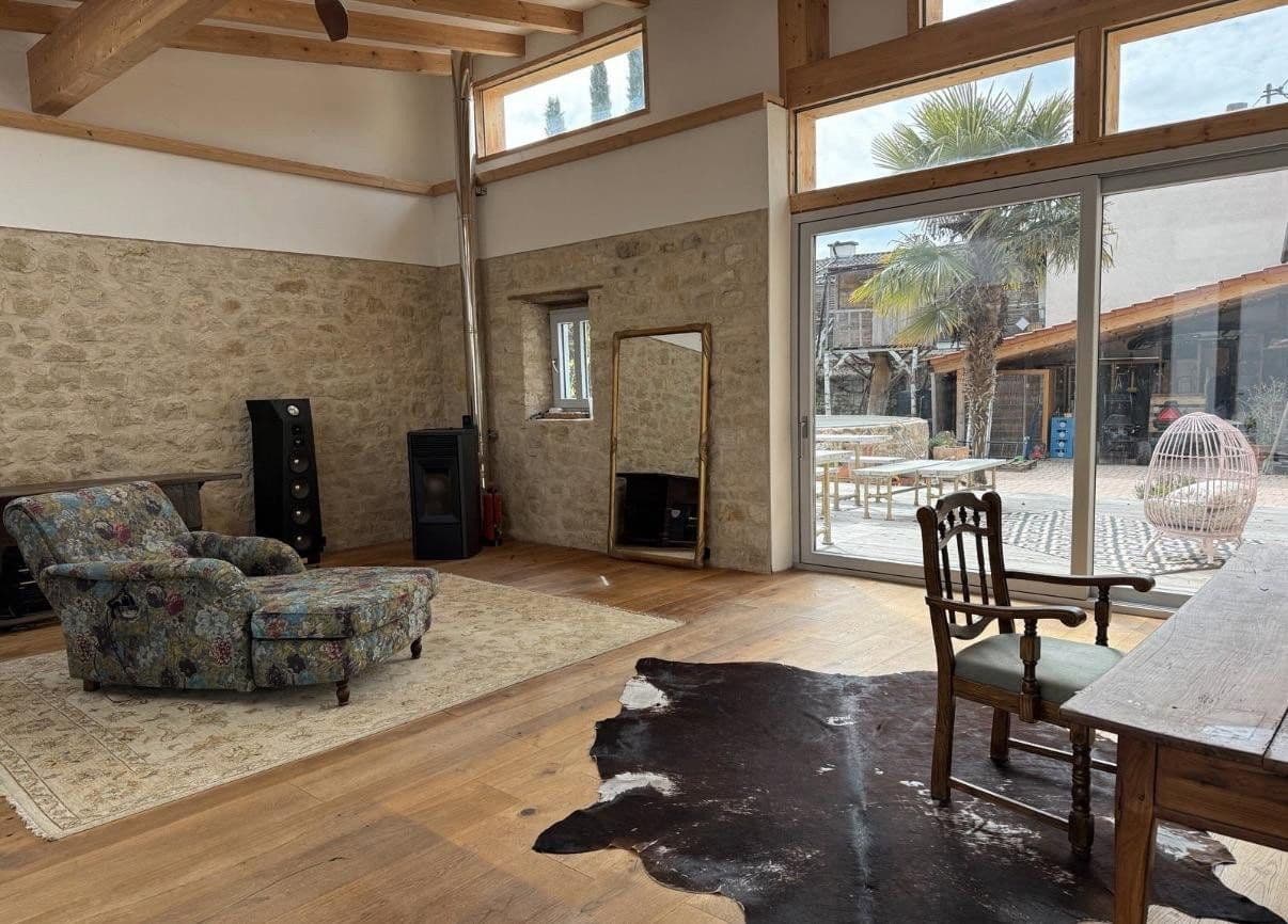 Predaj domu 326 m², pozemok 600 m², Stadecken-Elsheim, Porýnie-Falcko Predaj domu 326 m², pozemok 600 m², Stadecken-Elsheim, Porýnie-Falcko