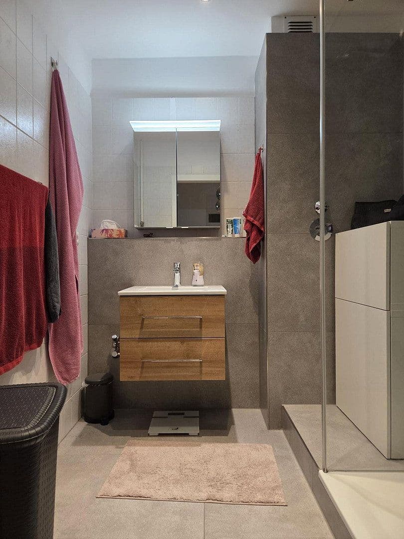 Predaj domu 363 m², pozemok 248 m², Hannover, Dolné Sasko Predaj domu 363 m², pozemok 248 m², Hannover, Dolné Sasko