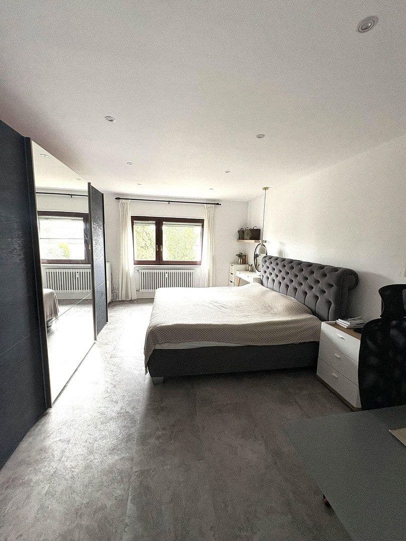Predaj bytu 4-izbový 100 m², Schwetzingen, Bádensko-Wurttembersko Predaj bytu 4-izbový 100 m², Schwetzingen, Bádensko-Wurttembersko