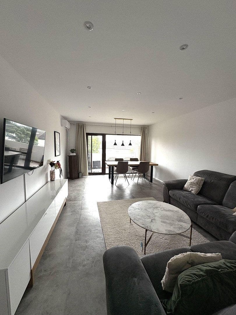 Predaj bytu 4-izbový 100 m², Schwetzingen, Bádensko-Wurttembersko Predaj bytu 4-izbový 100 m², Schwetzingen, Bádensko-Wurttembersko