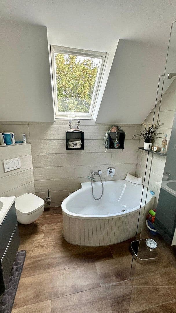 Predaj domu 160 m², pozemok 282 m², Bassenheim, Porýnie-Falcko Predaj domu 160 m², pozemok 282 m², Bassenheim, Porýnie-Falcko