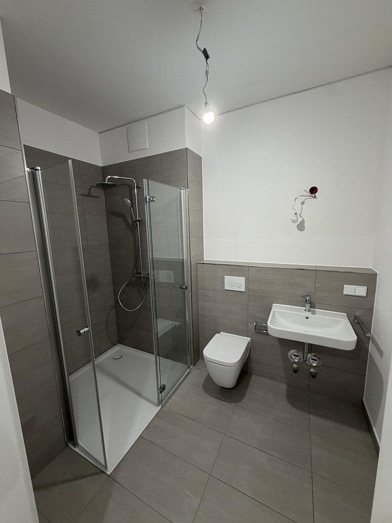 Prenájom bytu 2-izbový 61 m², Sonntagstr. 23, Berlin, Berlín Prenájom bytu 2-izbový 61 m², Sonntagstr. 23, Berlin, Berlín