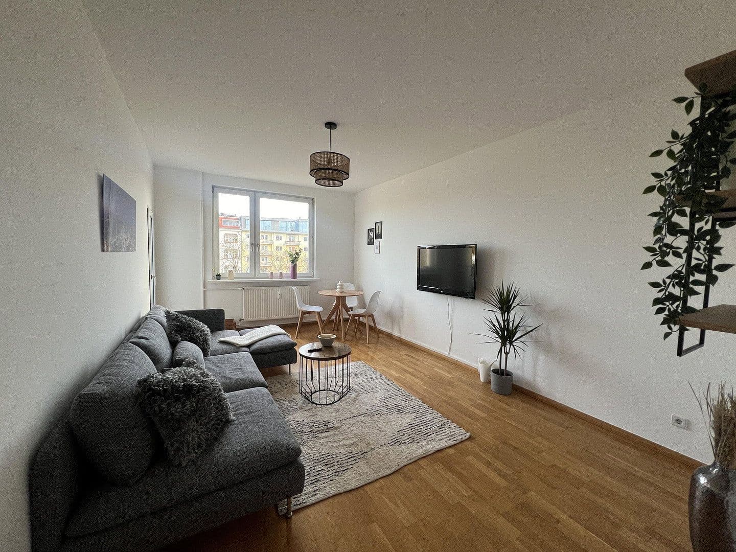 Predaj bytu 2-izbový 47 m², Berlin, Berlín Predaj bytu 2-izbový 47 m², Berlin, Berlín