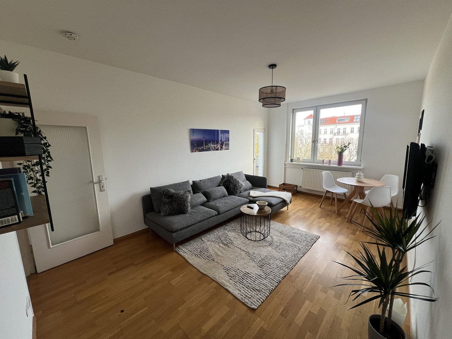 Predaj bytu 2-izbový 47 m², Berlin, Berlín Predaj bytu 2-izbový 47 m², Berlin, Berlín