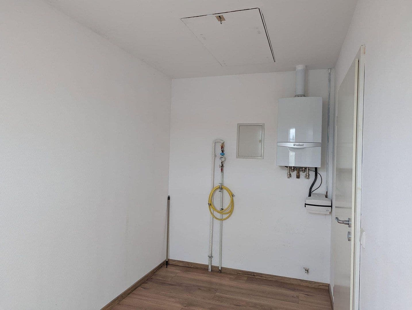Predaj bytu 2-izbový 62 m², Nackenheim, Porýnie-Falcko Predaj bytu 2-izbový 62 m², Nackenheim, Porýnie-Falcko