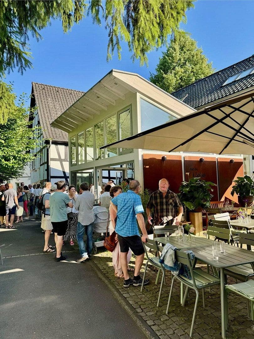 Predaj domu 375 m², pozemok 388 m², Bergisch Gladbach, Severné Porýnie - Westfálsko Predaj domu 375 m², pozemok 388 m², Bergisch Gladbach, Severné Porýnie - Westfálsko