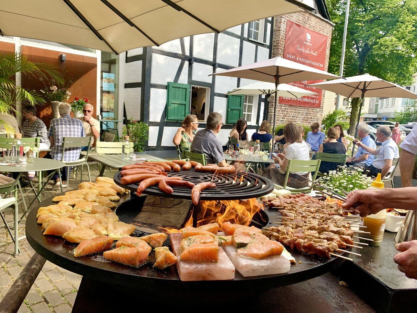 Predaj domu 375 m², pozemok 388 m², Bergisch Gladbach, Severné Porýnie - Westfálsko Predaj domu 375 m², pozemok 388 m², Bergisch Gladbach, Severné Porýnie - Westfálsko