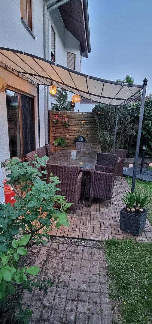 Prenájom domu 120 m², pozemok 200 m², Dammweg 16/1, Bammental, Bádensko-Wurttembersko Prenájom domu 120 m², pozemok 200 m², Dammweg 16/1, Bammental, Bádensko-Wurttembersko