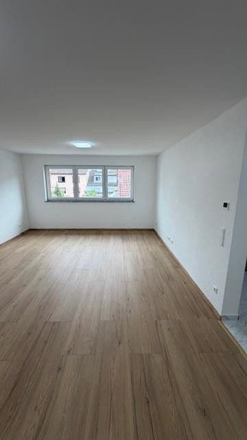 Prenájom bytu 3-izbový 65 m², Schubertstr 9, Ketsch, Bádensko-Wurttembersko Prenájom bytu 3-izbový 65 m², Schubertstr 9, Ketsch, Bádensko-Wurttembersko