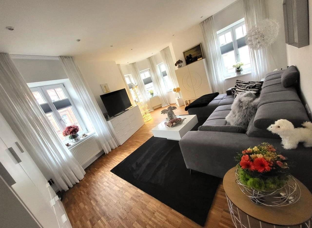 Prenájom bytu 3-izbový 115 m², Ellmaierstraße 6, Rosenheim, Bavorsko Prenájom bytu 3-izbový 115 m², Ellmaierstraße 6, Rosenheim, Bavorsko