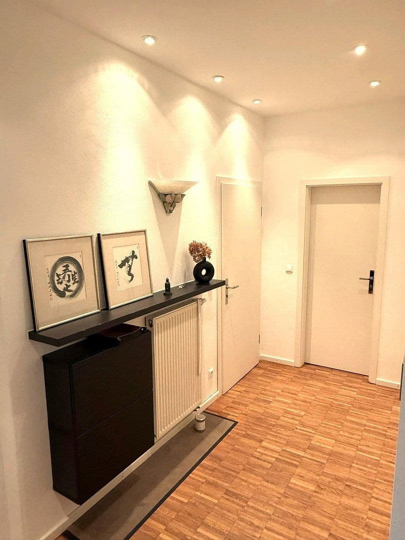 Prenájom bytu 3-izbový 115 m², Ellmaierstraße 6, Rosenheim, Bavorsko Prenájom bytu 3-izbový 115 m², Ellmaierstraße 6, Rosenheim, Bavorsko