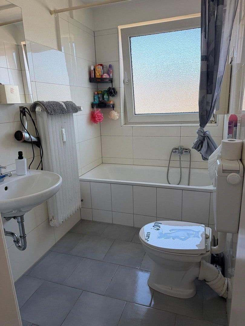 Prenájom bytu 1-izbový 39 m², Hamburger Straße 1, Dortmund, Severné Porýnie - Westfálsko Prenájom bytu 1-izbový 39 m², Hamburger Straße 1, Dortmund, Severné Porýnie - Westfálsko